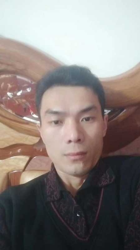 错把真心喂了狗的第四张照片--闽清征婚网